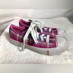 Girls Pink Airwalk Shoes, Size 1.
